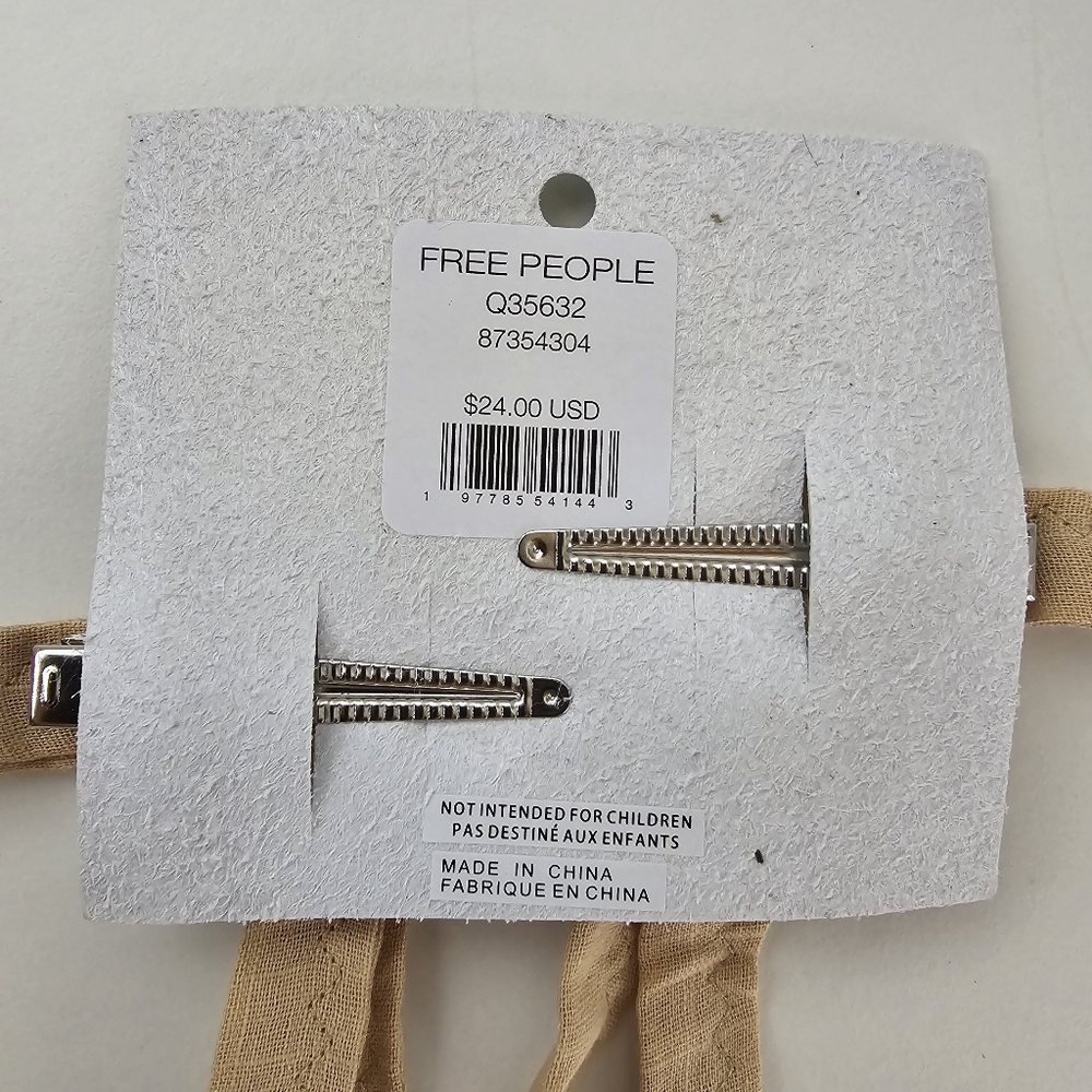 NWT Free People Ivory Lovely Bow Set of 2 Hair Accesory - Picture 13 of 13